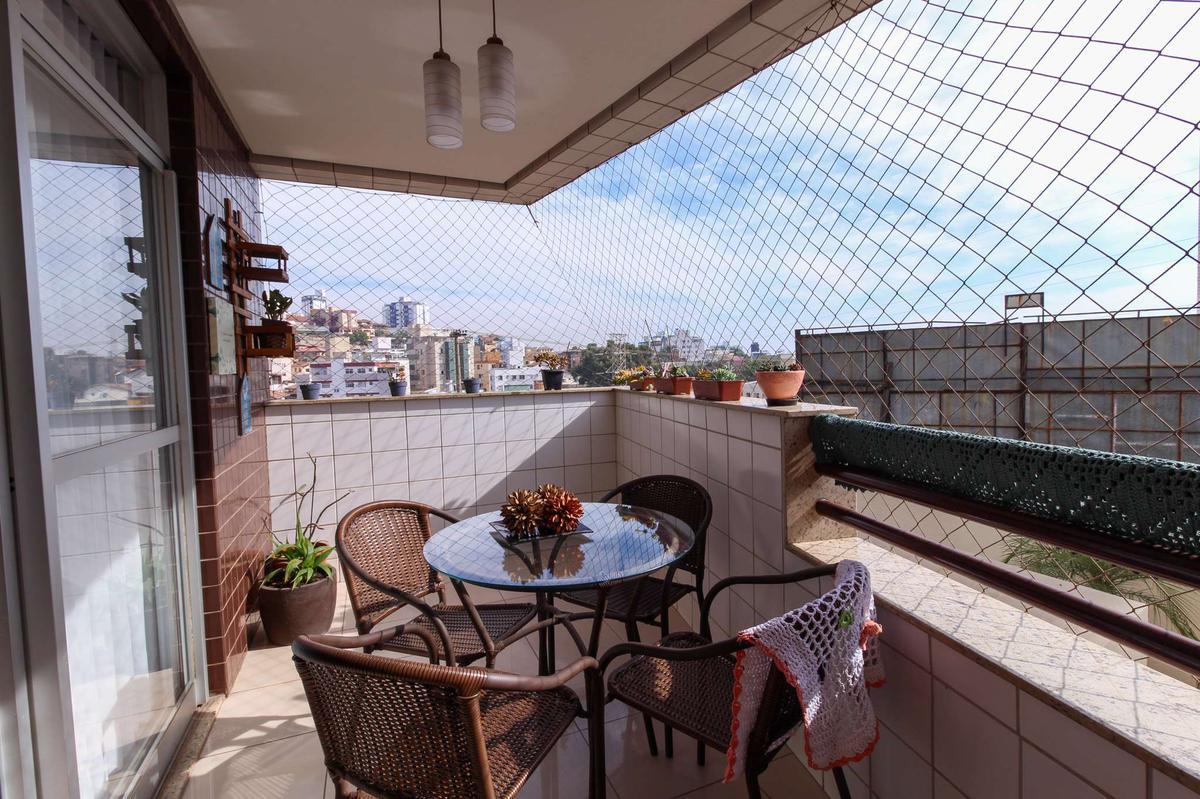 Apartamento, Palmares, 4 Quartos, 0 Vaga, 1 Suíte