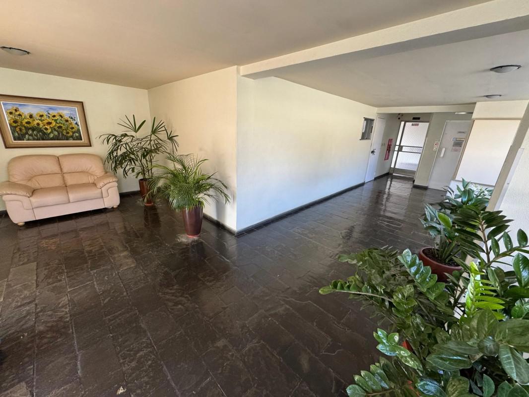 Apartamento, Sagrada Família, 2 Quartos, 1 Vaga