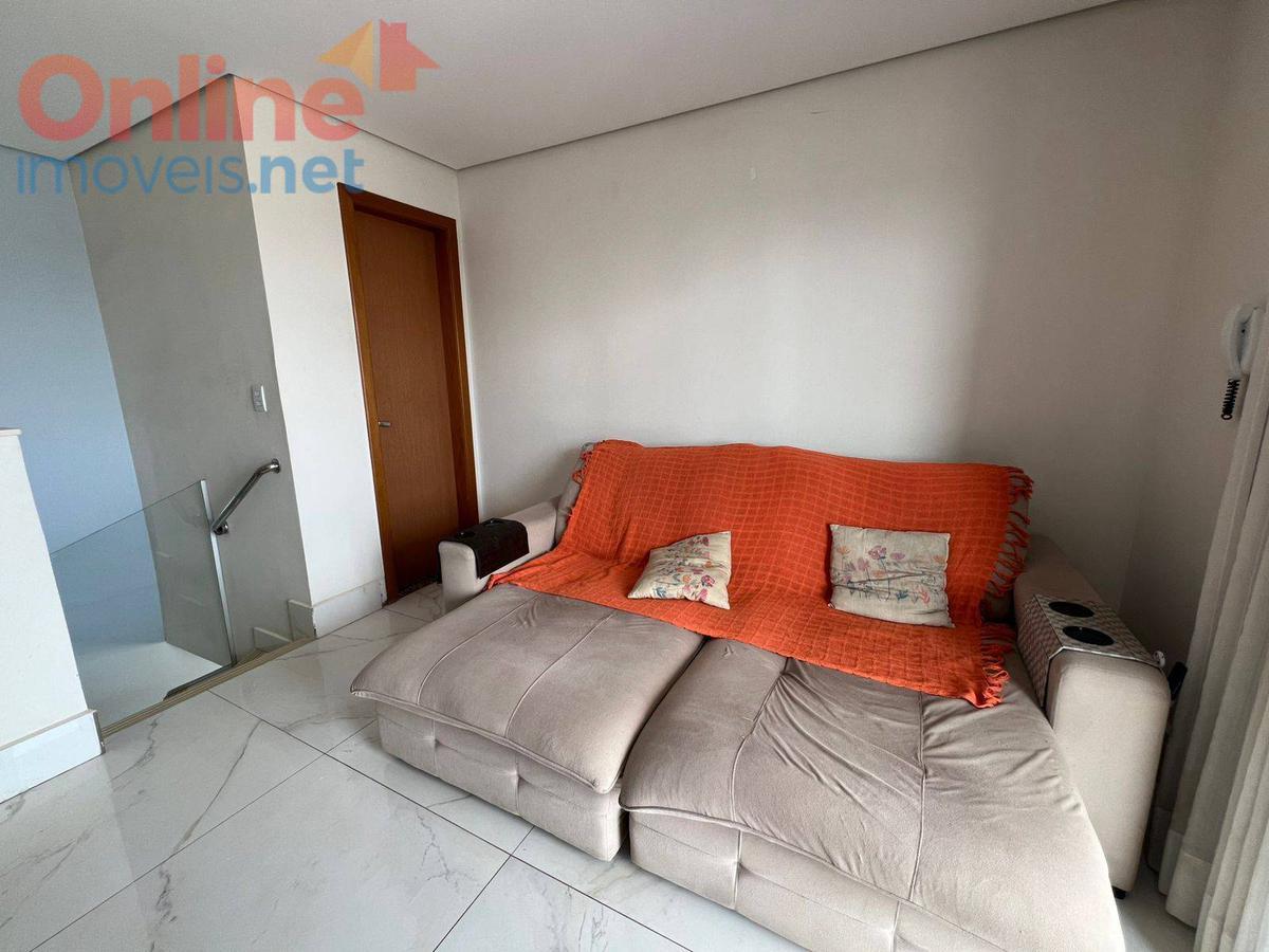 Apartamento, Sagrada Família, 3 Quartos, 0 Vaga, 1 Suíte