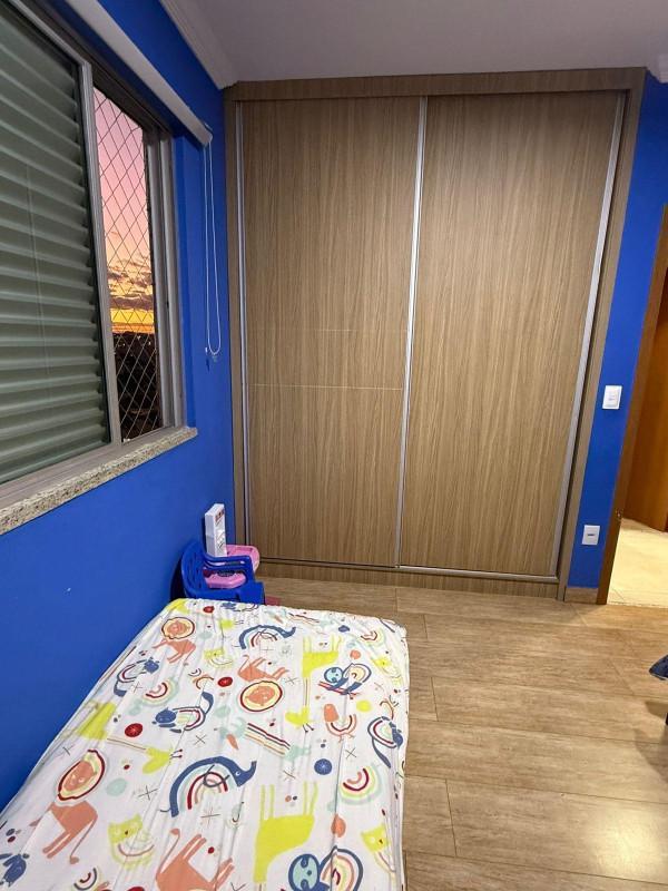 Apartamento, Barreiro, 3 Quartos, 2 Vagas, 1 Suíte