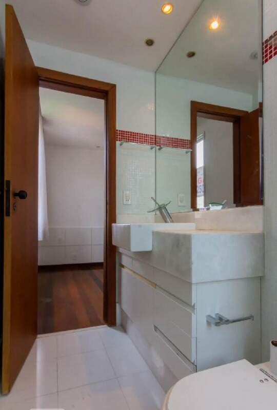 Apartamento, Funcionários, 3 Quartos, 2 Vagas, 1 Suíte