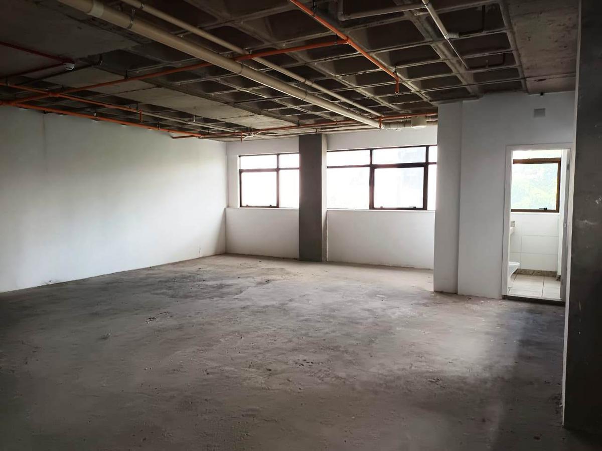 Sala, Savassi, 0 Quarto, 8 Vagas
