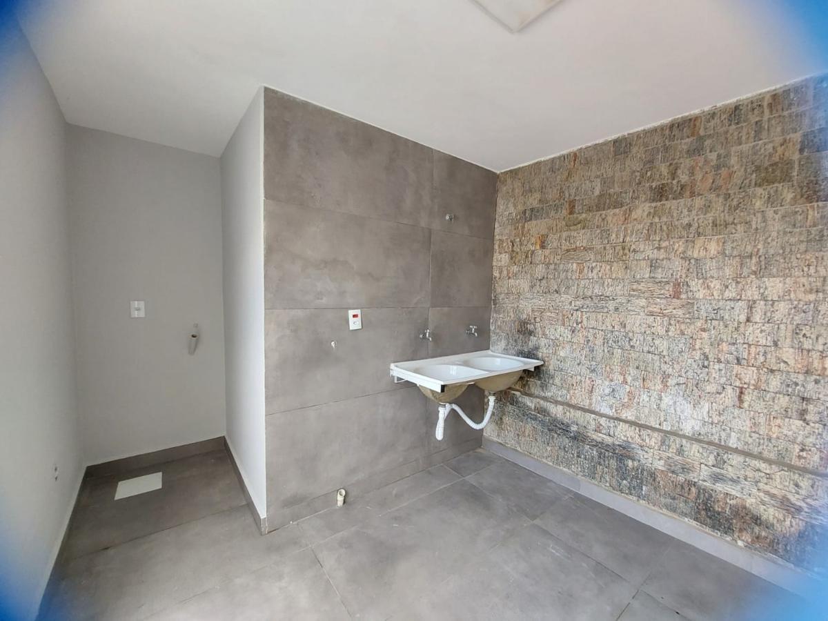 Casa, Bom Pastor, 3 Quartos, 2 Vagas, 1 Suíte