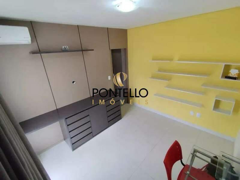 Casa, Trevo, 3 Quartos, 2 Vagas, 1 Suíte