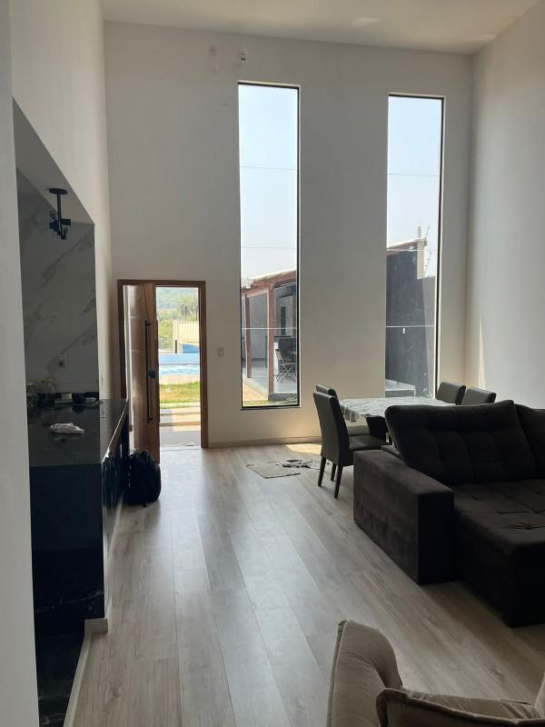Casa, Floresta Encantada, 3 Quartos, 5 Vagas, 1 Suíte