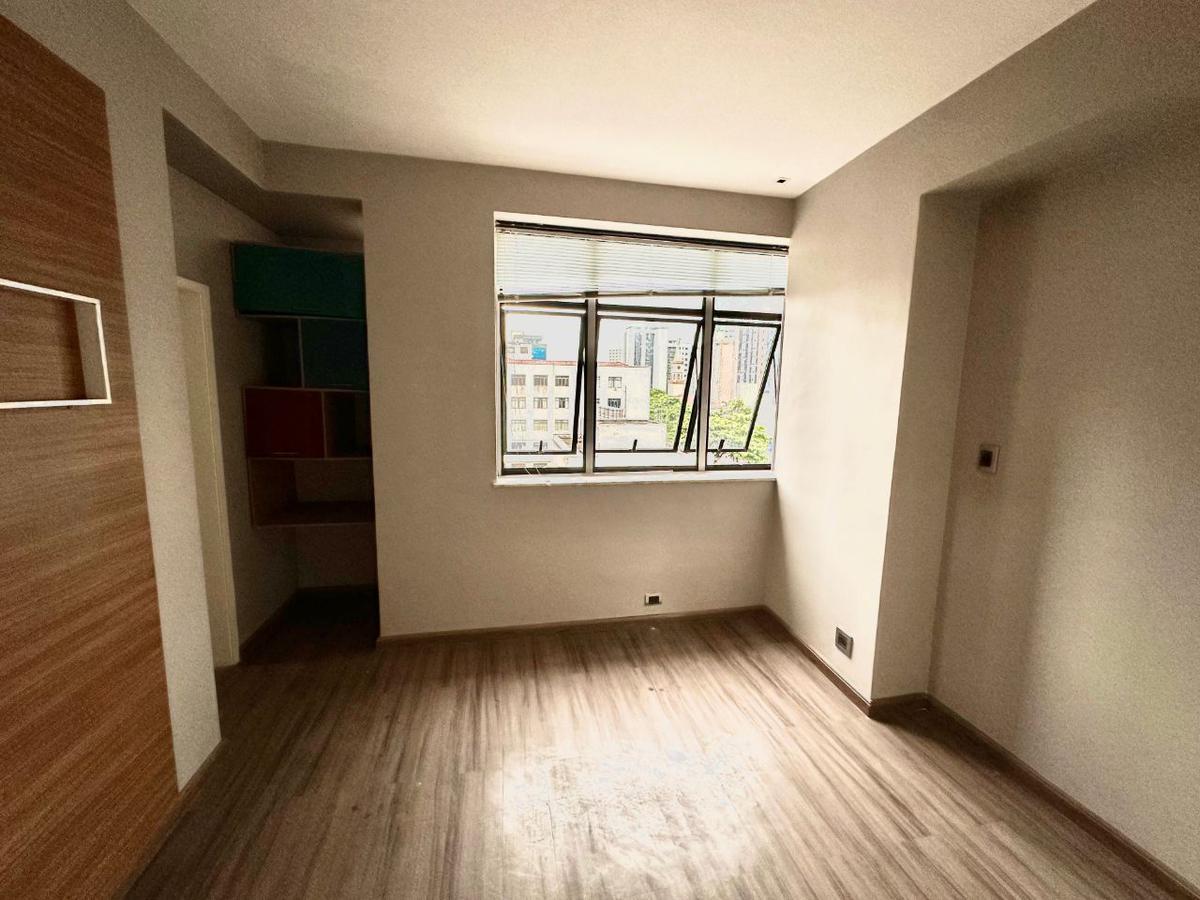 Sala, Lourdes, 1 Vaga