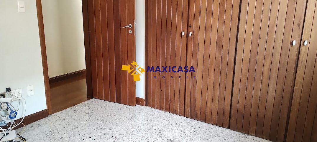 Casa, São José (pampulha), 6 Quartos, 4 Vagas, 2 Suítes