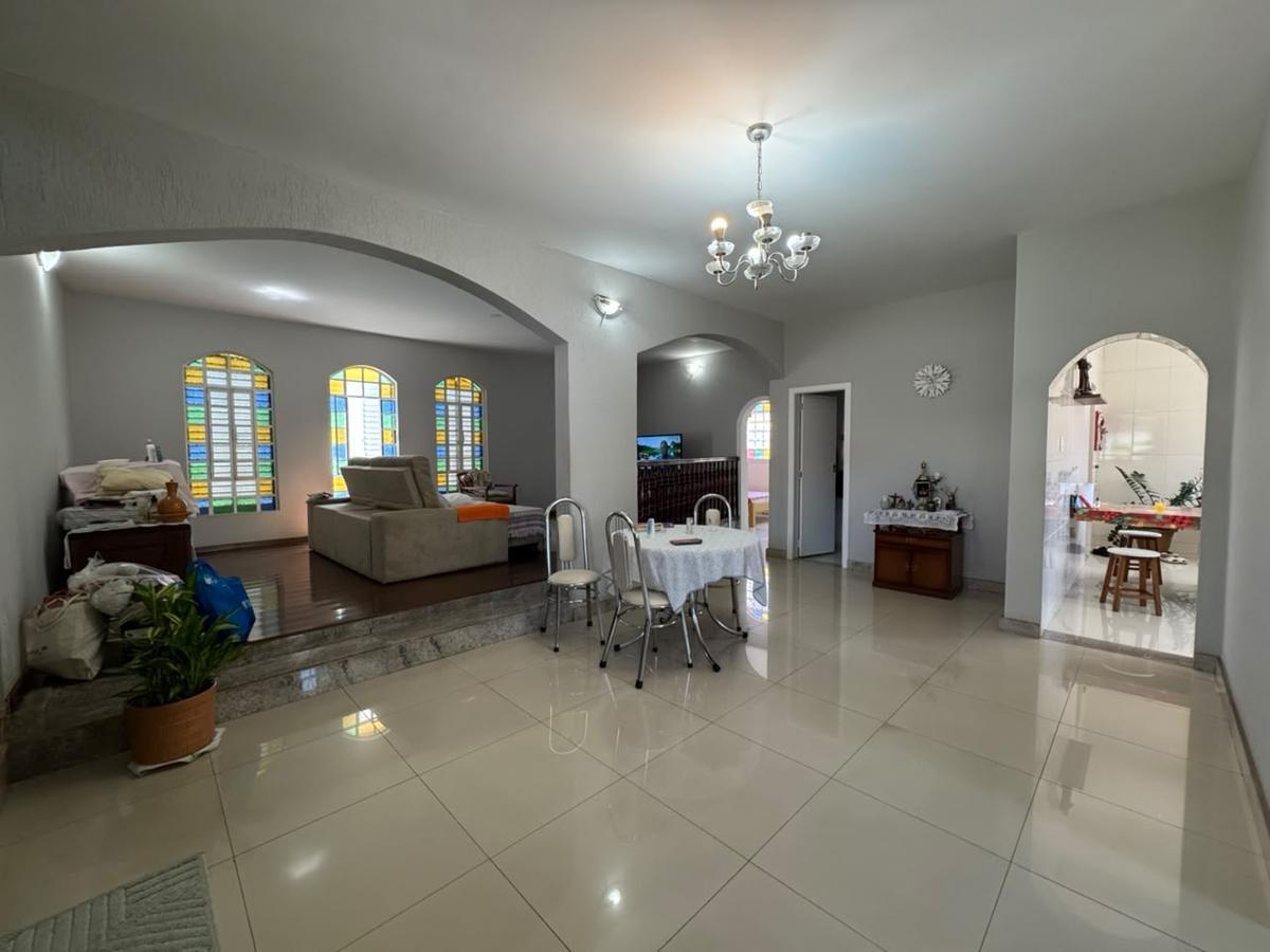 Casa, Candelária, 4 Quartos, 4 Vagas