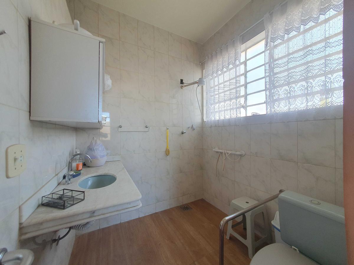 Casa, Gutierrez, 6 Quartos, 4 Vagas, 2 Suítes