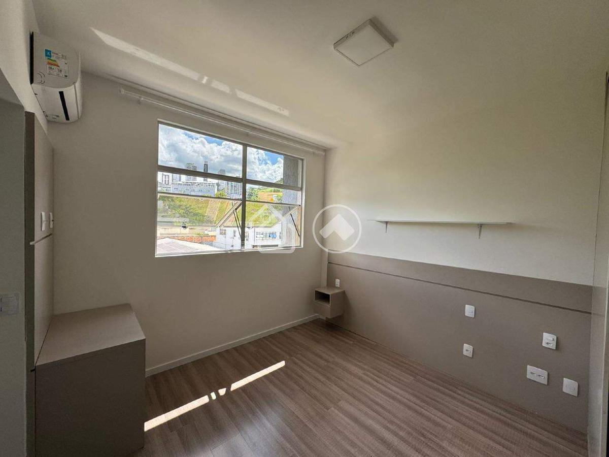 Apartamento, Estoril, 1 Quarto, 1 Vaga, 1 Suíte