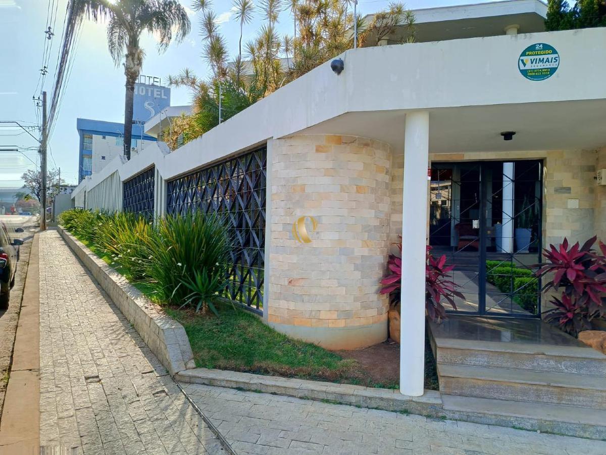 Casa, Centro, 6 Quartos, 6 Vagas, 4 Suítes