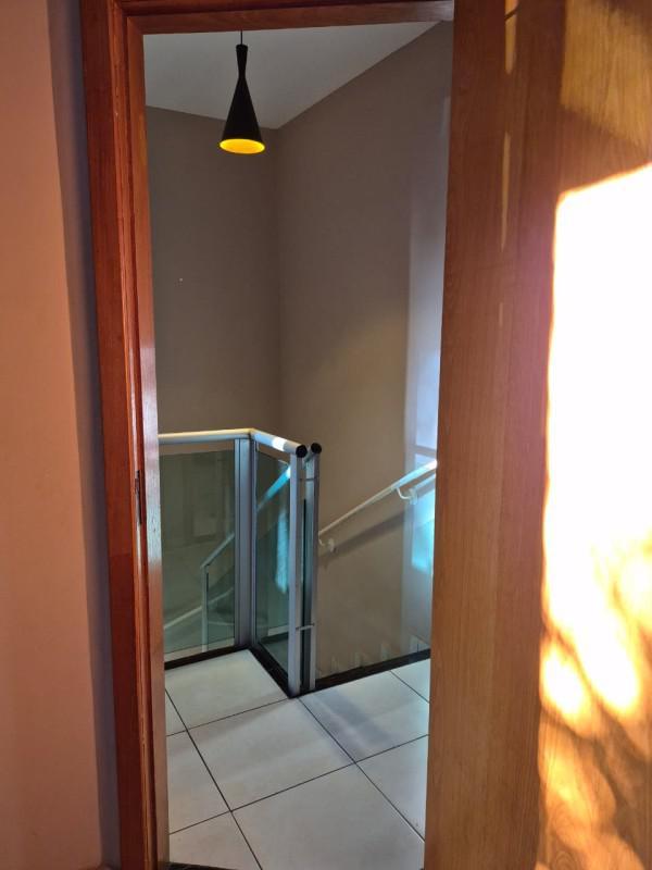 Casa, Cabral, 3 Quartos, 2 Vagas, 1 Suíte