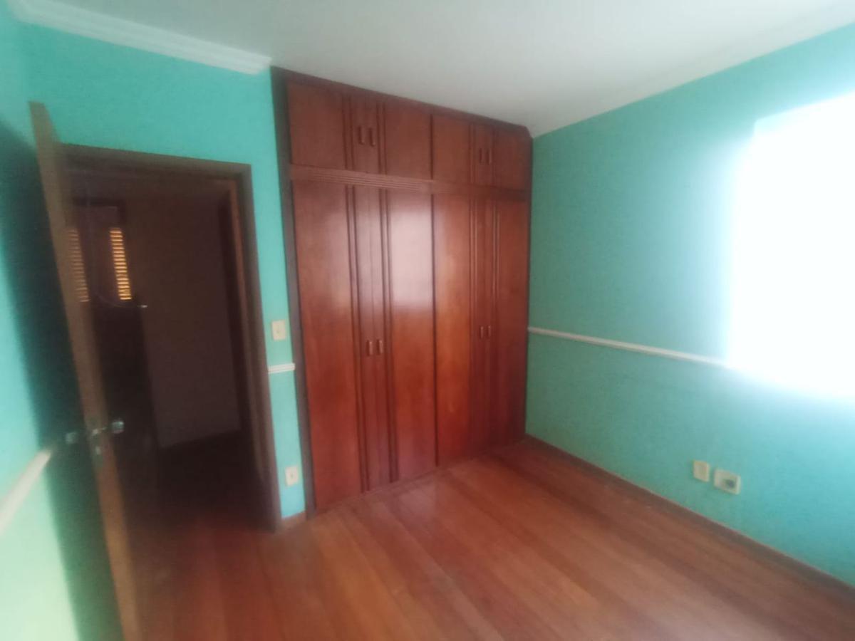Apartamento, Ipiranga, 4 Quartos, 4 Vagas, 1 Suíte