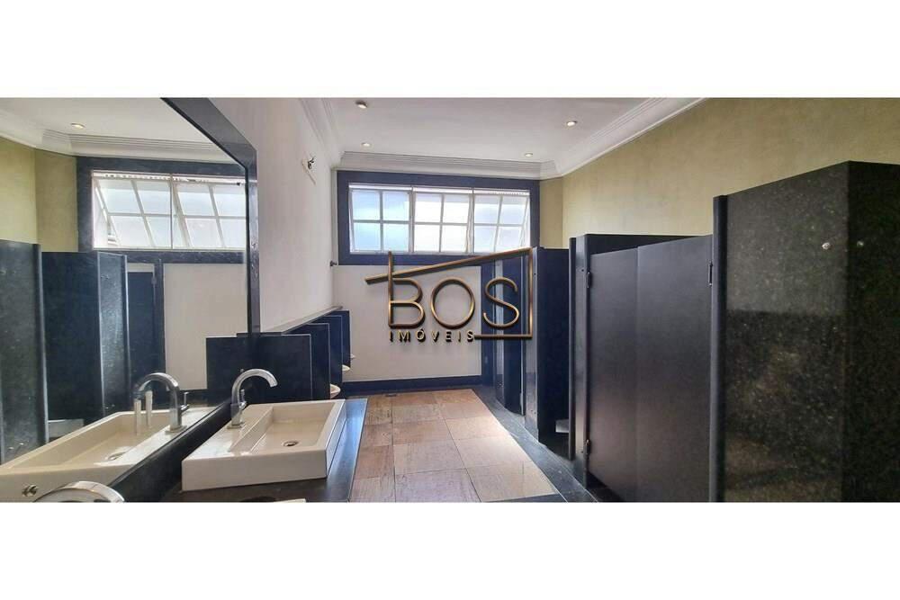 Casa, Estoril, 2 Quartos, 32 Vagas