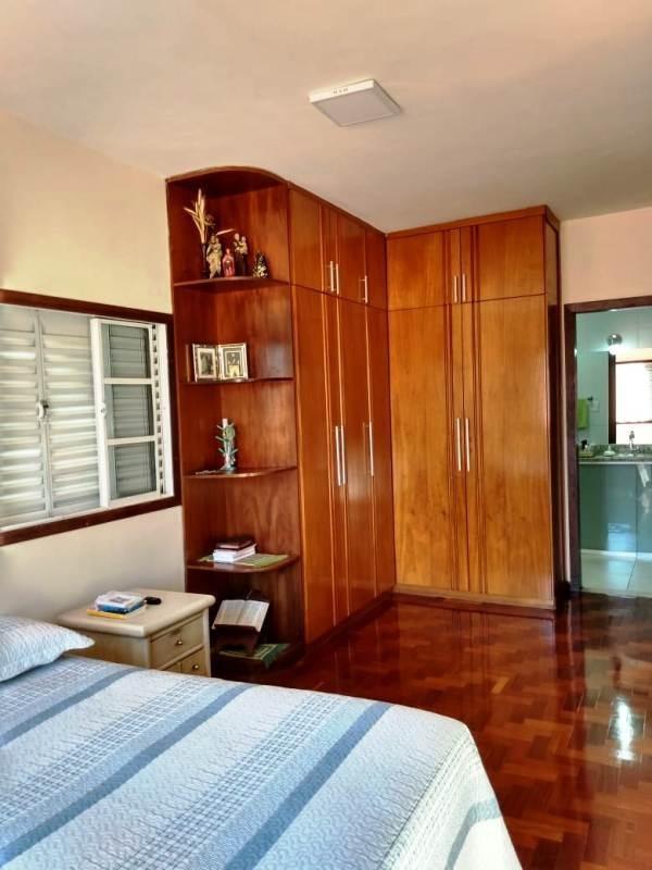 Casa, Carlos Prates, 3 Quartos, 4 Vagas, 1 Suíte