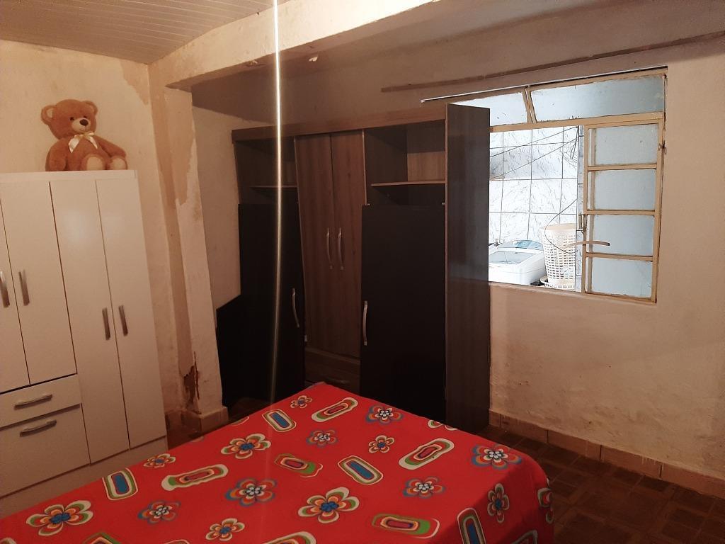 Casa, Centro, 4 Quartos, 0 Vaga, 1 Suíte
