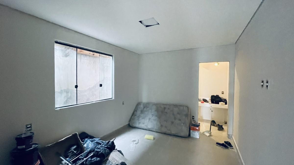 Casa, Alípio de Melo, 3 Quartos, 4 Vagas, 2 Suítes