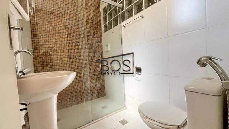 Apartamento, Floresta, 3 Quartos, 0 Vaga, 1 Suíte