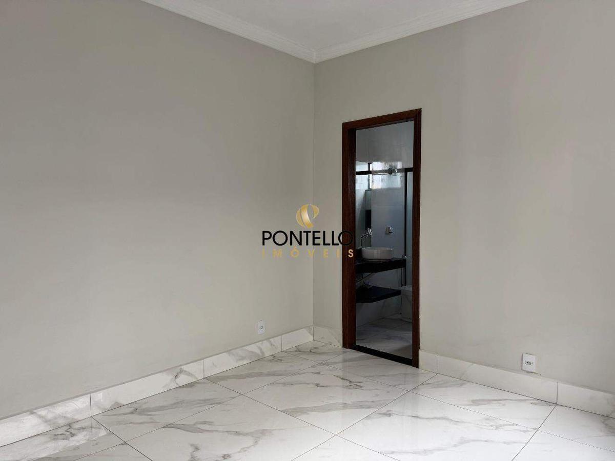 Casa, Indústrias, 3 Quartos, 2 Vagas, 1 Suíte