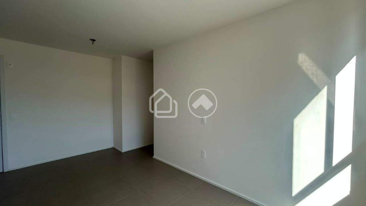 Apartamento, Estoril, 2 Quartos, 1 Vaga, 1 Suíte