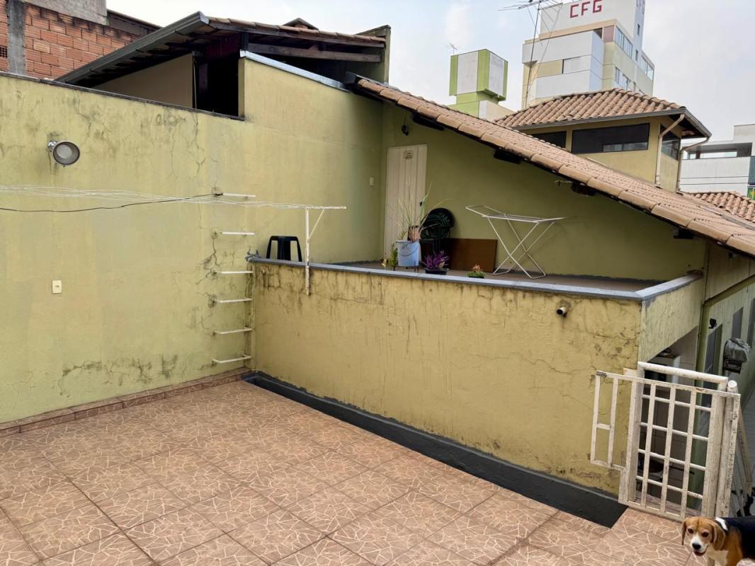 Casa, Ana Lúcia, 3 Quartos, 2 Vagas, 1 Suíte