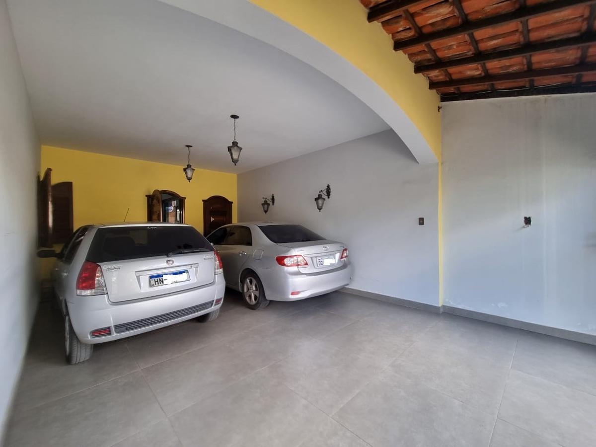 Casa, Jardim Riacho das Pedras, 4 Quartos, 4 Vagas, 1 Suíte