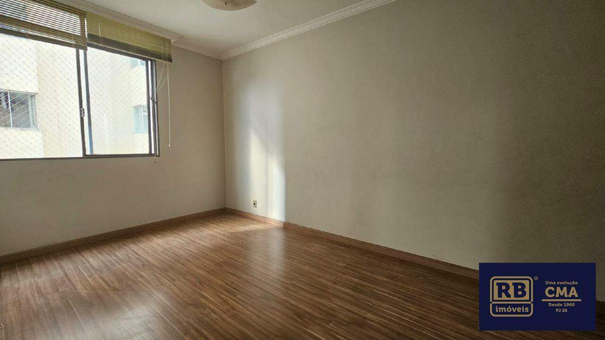 Apartamento, Sagrada Família, 2 Quartos, 1 Vaga