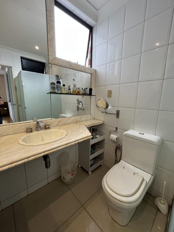 Apartamento, Centro, 4 Quartos, 3 Vagas, 2 Suítes