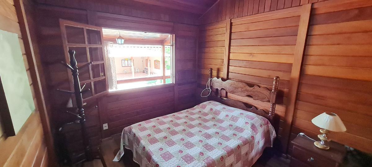 Fazenda, Quarenta e Dois, 4 Quartos, 12 Vagas, 1 Suíte