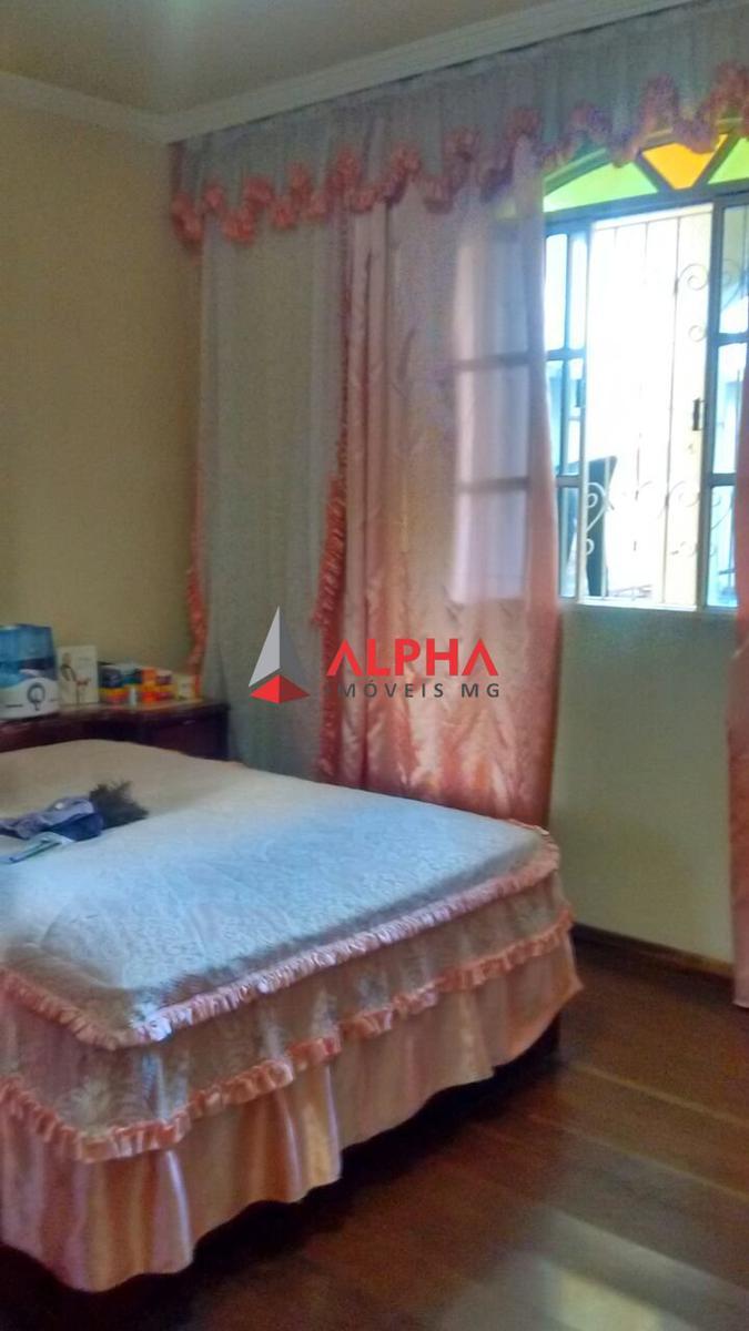 Casa, Lindéia, 4 Quartos, 2 Vagas