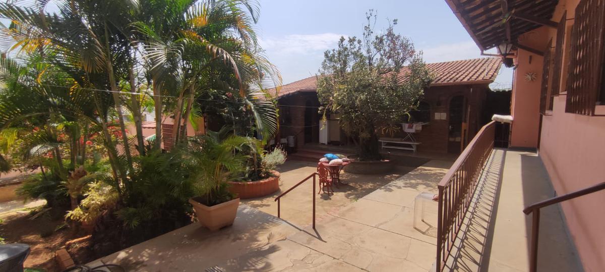 Casa, Santa Teresa, 8 Quartos, 15 Vagas, 1 Suíte