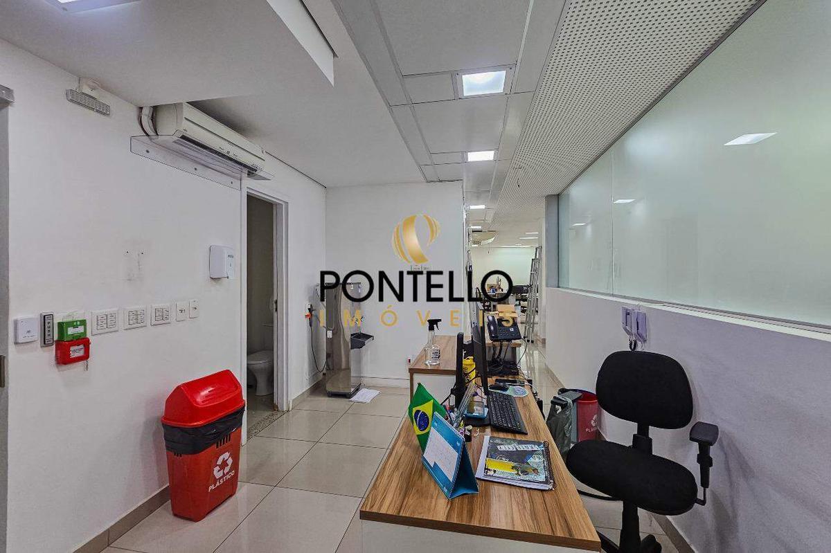 Sala, Estoril, 0 Quarto, 6 Vagas