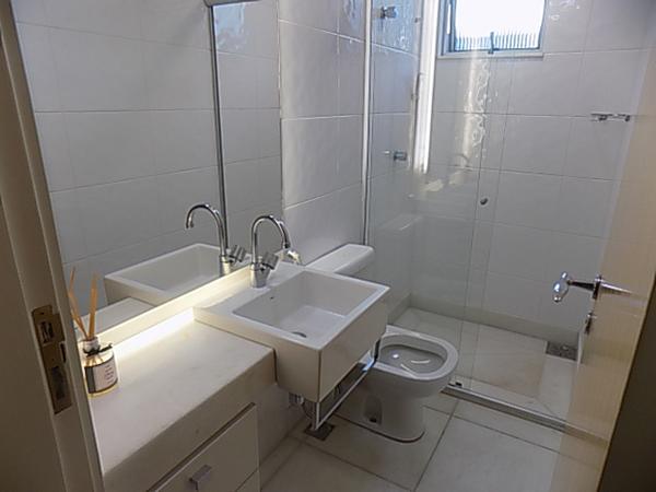 Apartamento, Funcionários, 2 Quartos, 2 Vagas, 1 Suíte