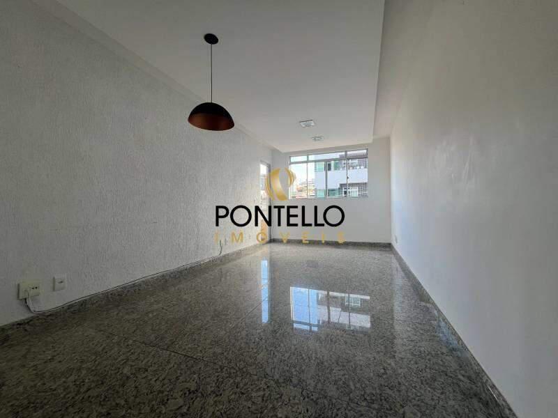 Apartamento, Sagrada Família, 3 Quartos, 2 Vagas, 1 Suíte