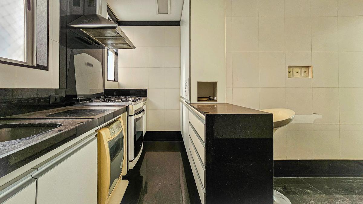 Cobertura, Buritis, 4 Quartos, 3 Vagas, 1 Suíte