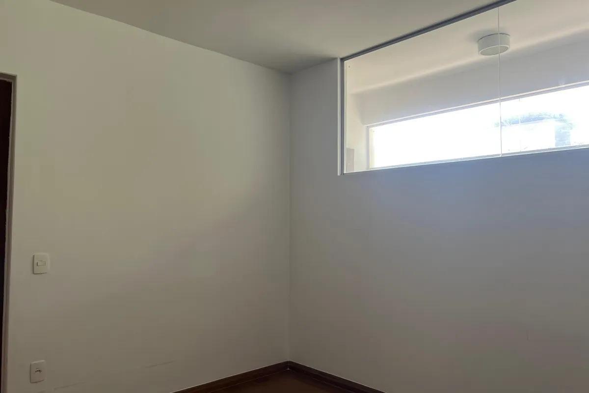 Casa, Santa Lúcia, 7 Quartos, 8 Vagas, 3 Suítes