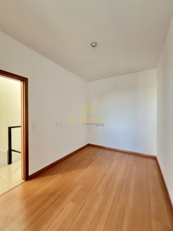 Casa, Centro, 3 Quartos, 4 Vagas, 1 Suíte