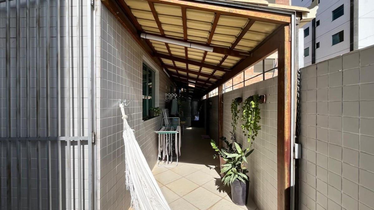 Apartamento, Barreiro, 3 Quartos, 3 Vagas, 1 Suíte