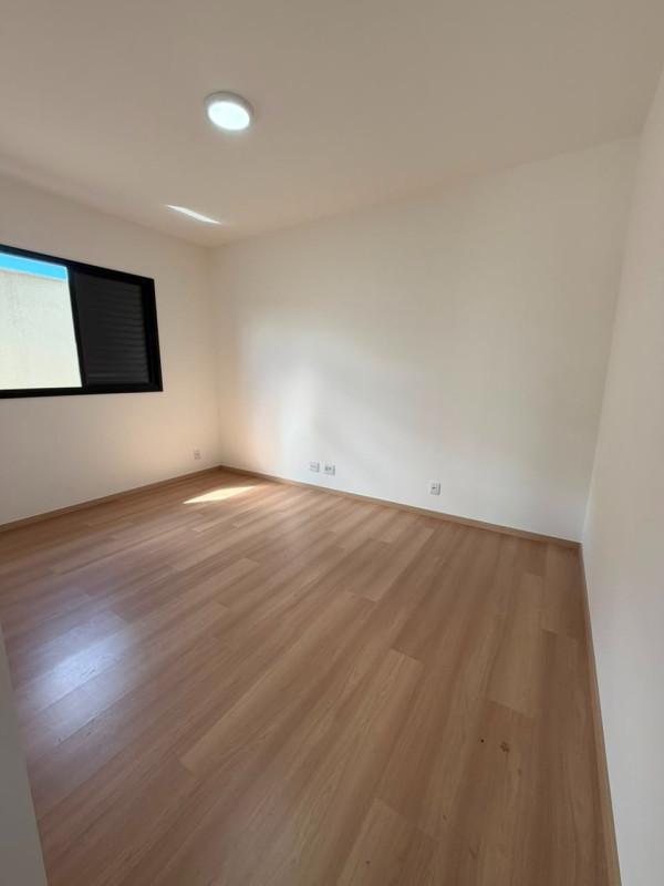 Casa, Novo Centro, 3 Quartos, 2 Vagas, 1 Suíte