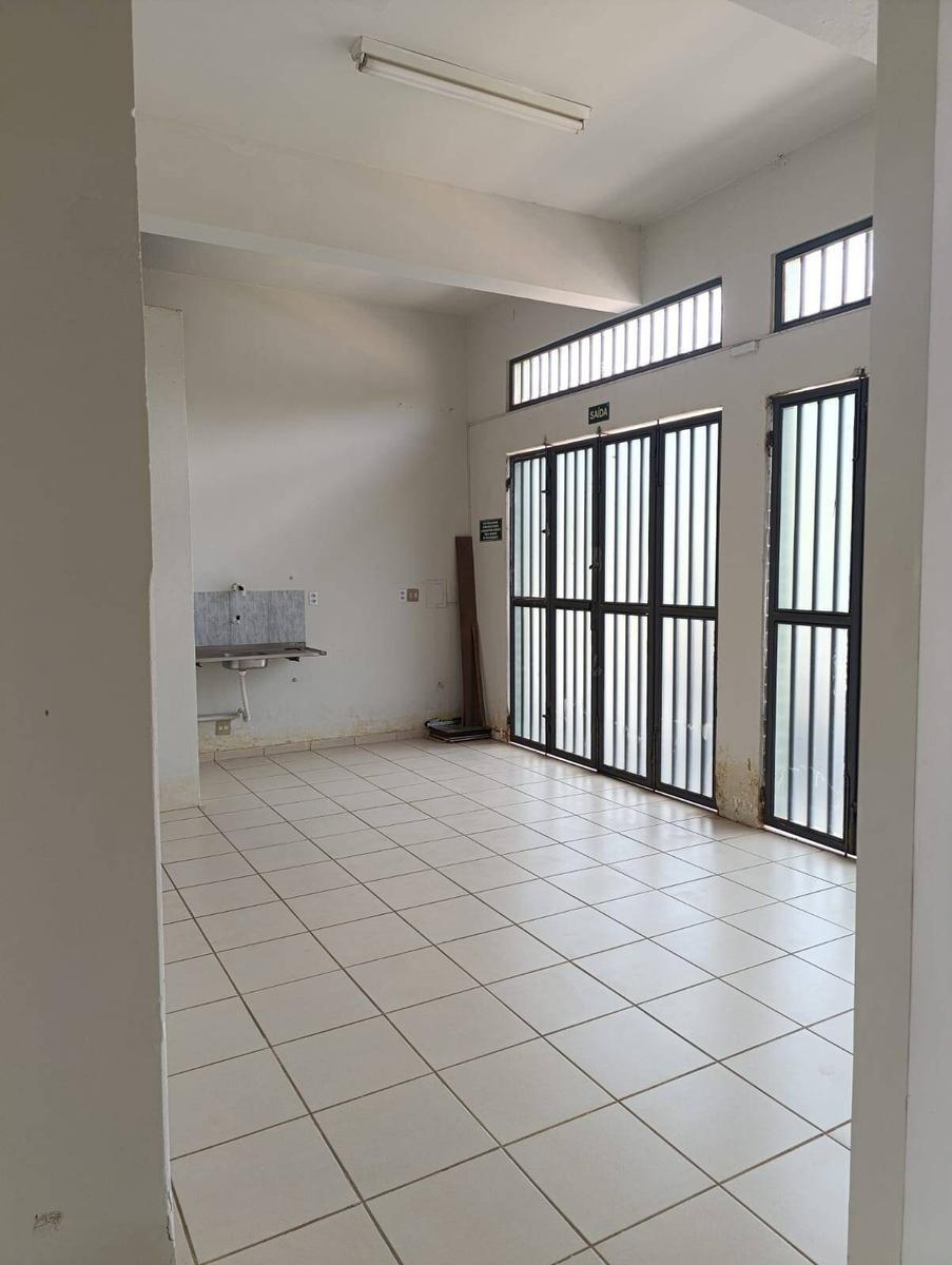 Sala, Júlia Kubitschek, 0 Quarto, 0 Vaga