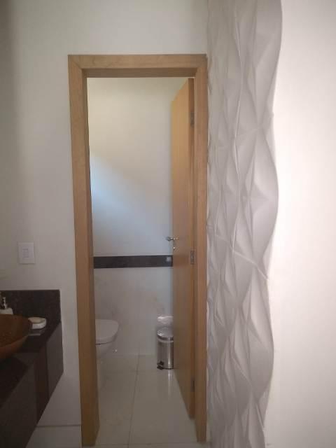 Casa, Cabral, 3 Quartos, 5 Vagas, 3 Suítes