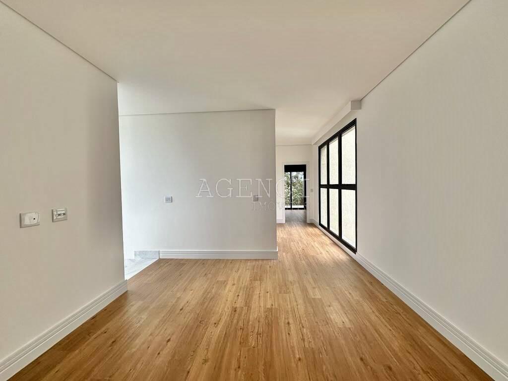 Casa, Alphaville - Lagoa dos Ingleses, 4 Quartos, 0 Vaga, 4 Suítes