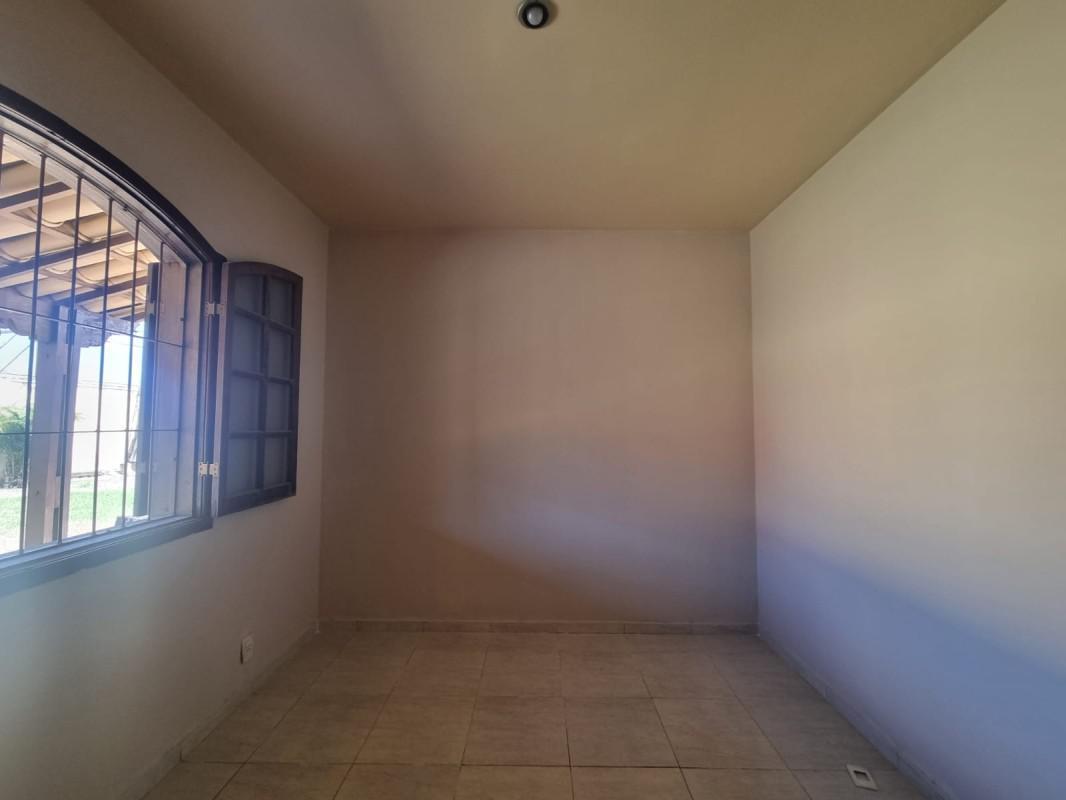 Casa, Amazonas, 2 Quartos, 5 Vagas, 1 Suíte