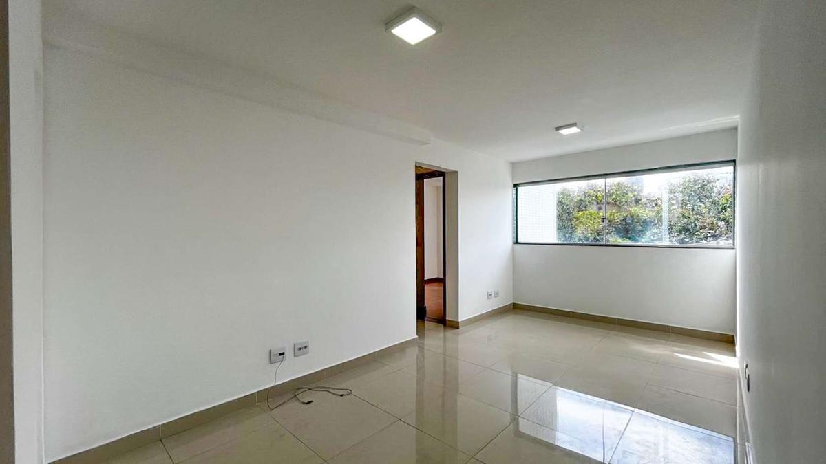 Apartamento, Serra, 2 Quartos, 2 Vagas, 1 Suíte