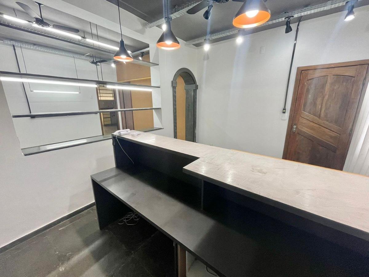 Casa Comercial, São José, 3 Quartos, 6 Vagas, 1 Suíte