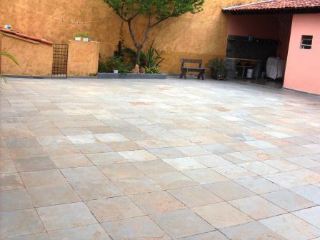 Casa, Castelo, 4 Quartos, 3 Vagas, 1 Suíte