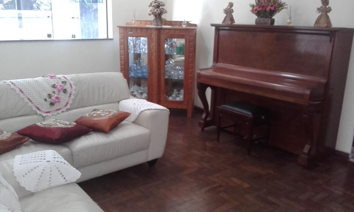 Casa, Bandeirantes (pampulha), 5 Quartos, 8 Vagas, 3 Suítes