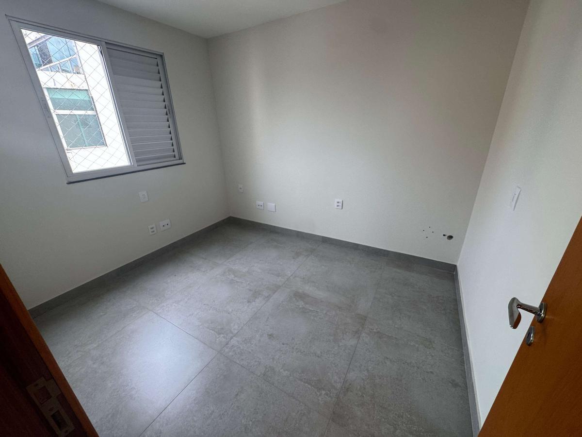Apartamento, Fernão Dias, 4 Quartos, 2 Vagas, 2 Suítes