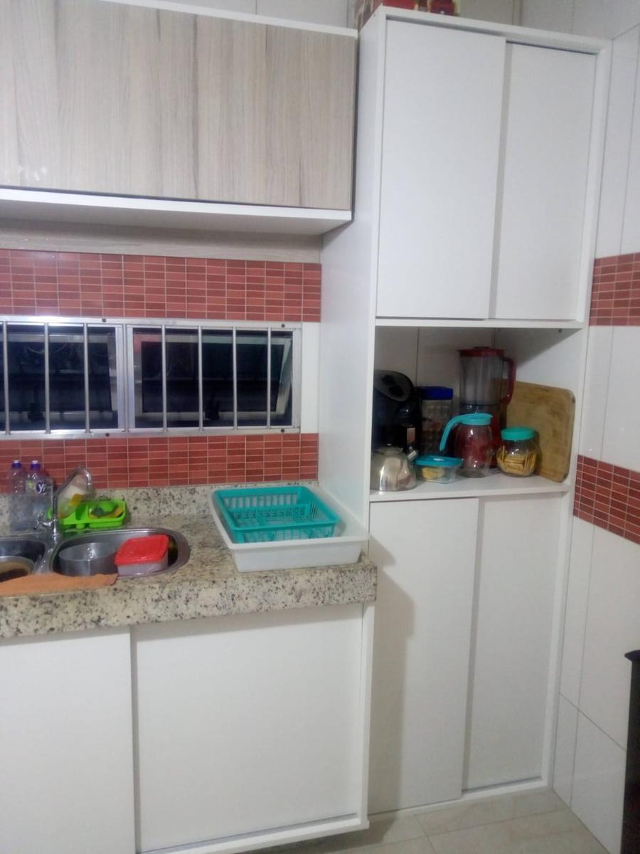 Casa, Alto das Flores, 2 Quartos, 3 Vagas, 1 Suíte