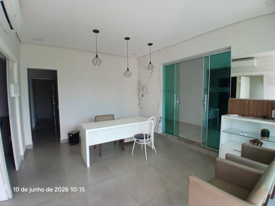 Casa Comercial, Planalto, 8 Quartos, 0 Vaga